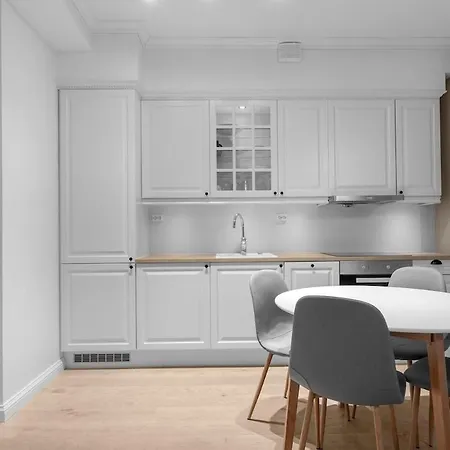 Northstay - Heart Of Main Street Apartment, Sleeps 3 Tromsø